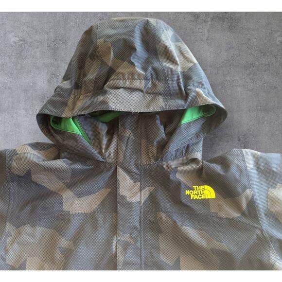 The North Face HyVent Rain Jacket Blue Camo Hooded Full Zip Lightweight Boys XL - Picture 3 of 11